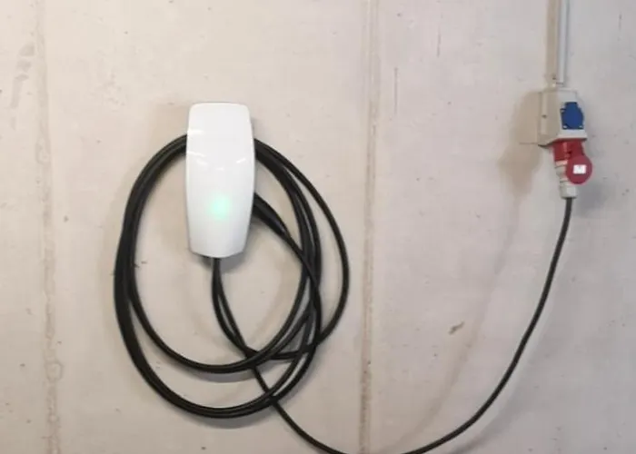 Exklusive Penthousewohnung Mit Tesla-wallbox In Apartament