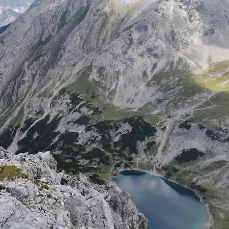 Апартаменти Exklusive Penthousewohnung Mit Tesla-wallbox In Інсбрук