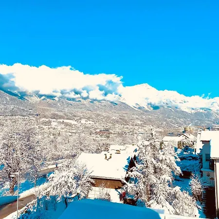 Apartamento Exklusive Penthousewohnung Mit Tesla-wallbox In *