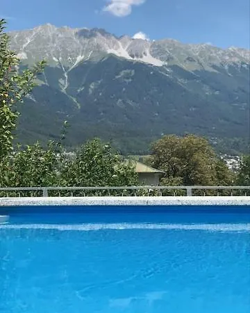 Exklusive Penthousewohnung Mit Tesla-wallbox In *